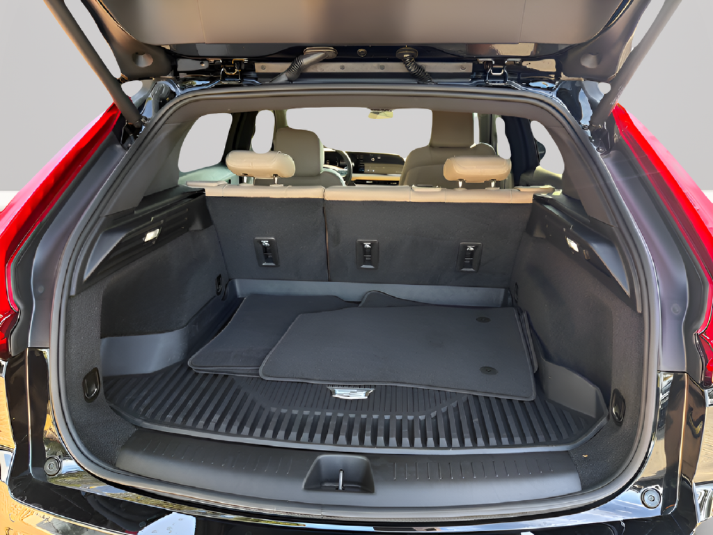 2024 Cadillac XT4 Luxury