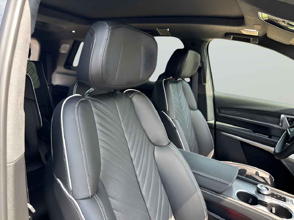 2026 Cadillac VISTIQ Platinum