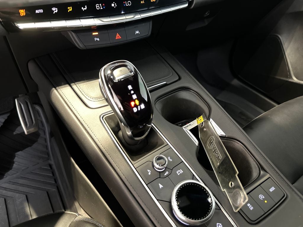 2025 Cadillac XT4 Sport