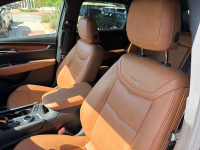 2022 Cadillac XT5 Premium Luxury