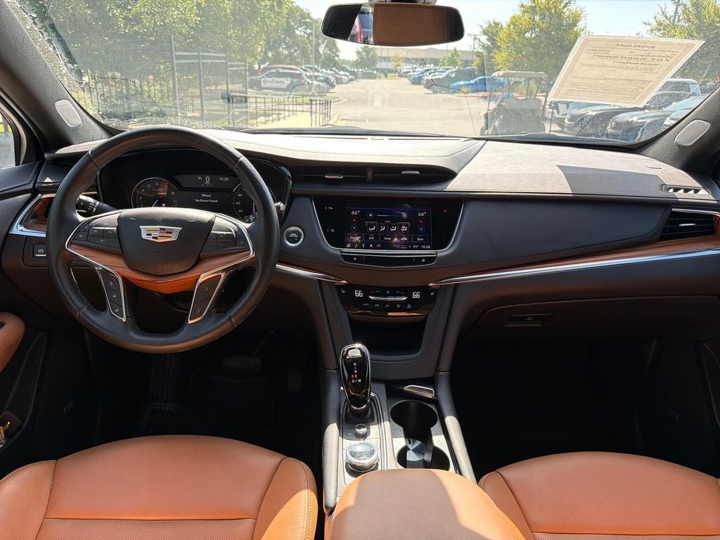 2022 Cadillac XT5 Premium Luxury