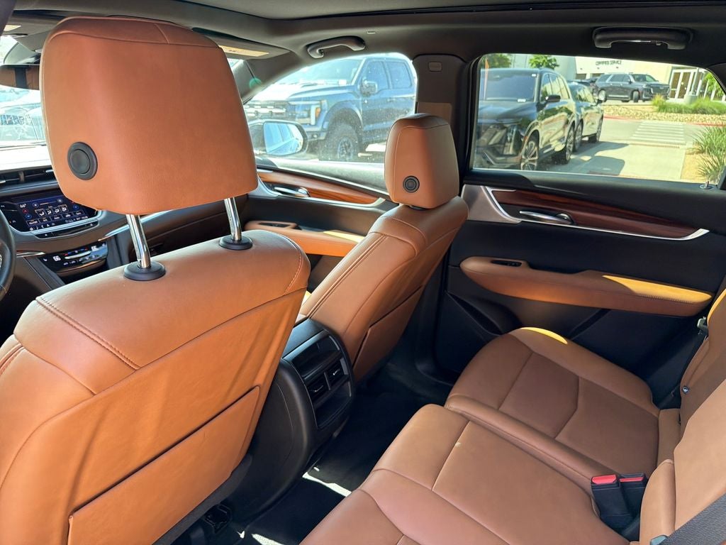 2022 Cadillac XT5 Premium Luxury