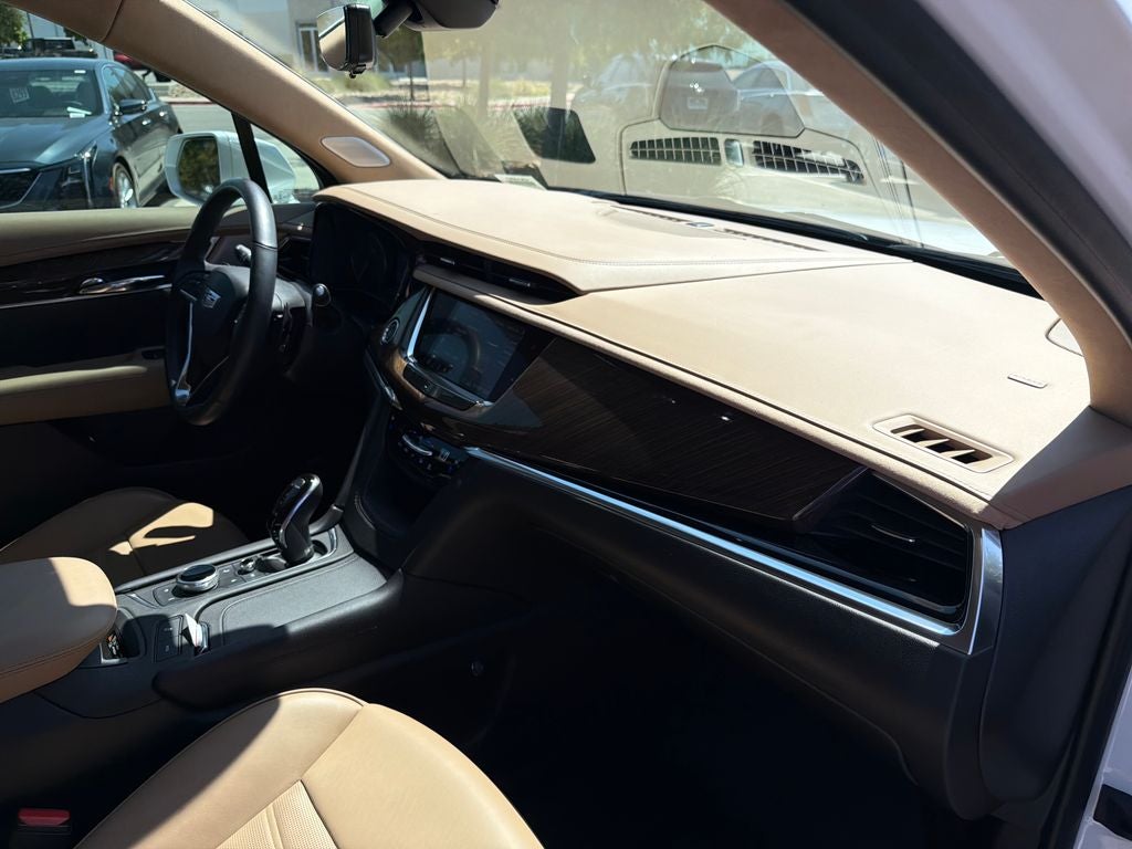 2020 Cadillac XT6 Premium Luxury