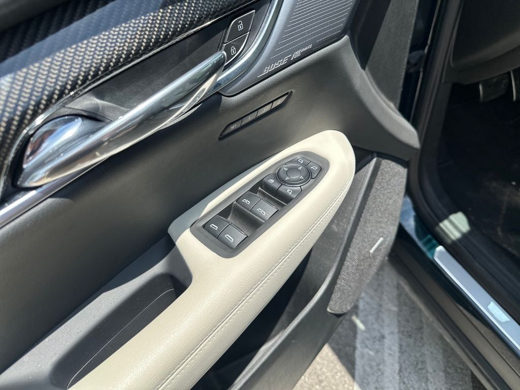 2025 Cadillac XT6 Sport