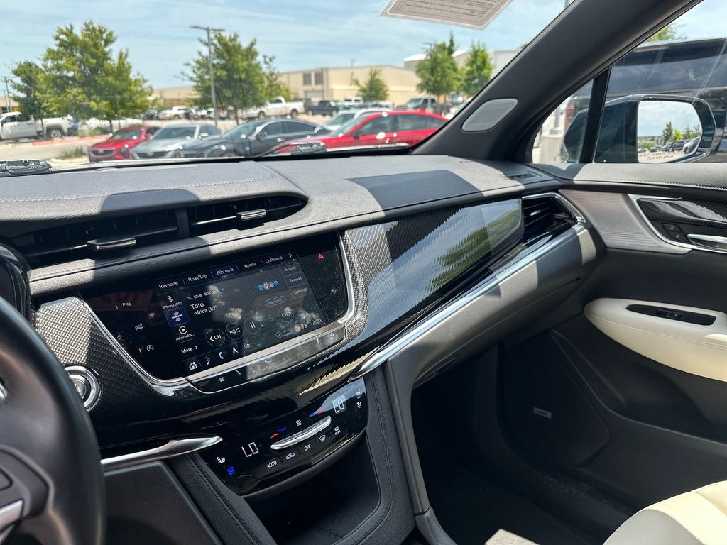 2025 Cadillac XT6 Sport