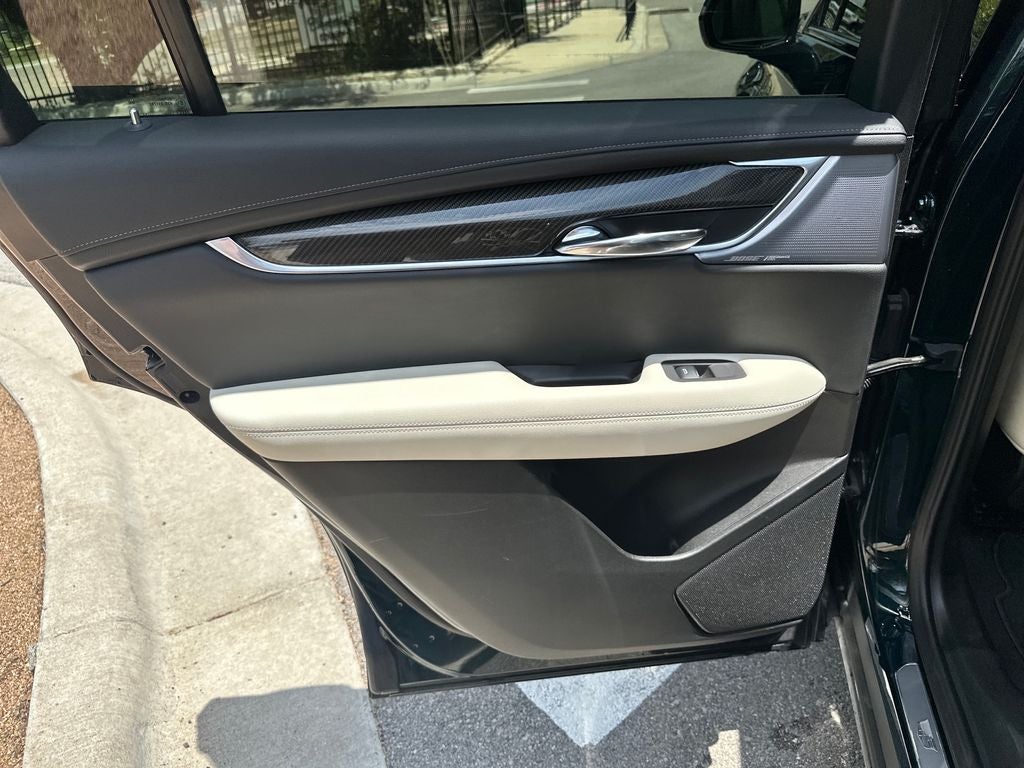 2025 Cadillac XT6 Sport