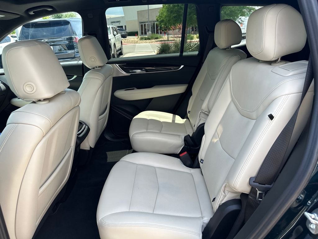 2025 Cadillac XT6 Sport