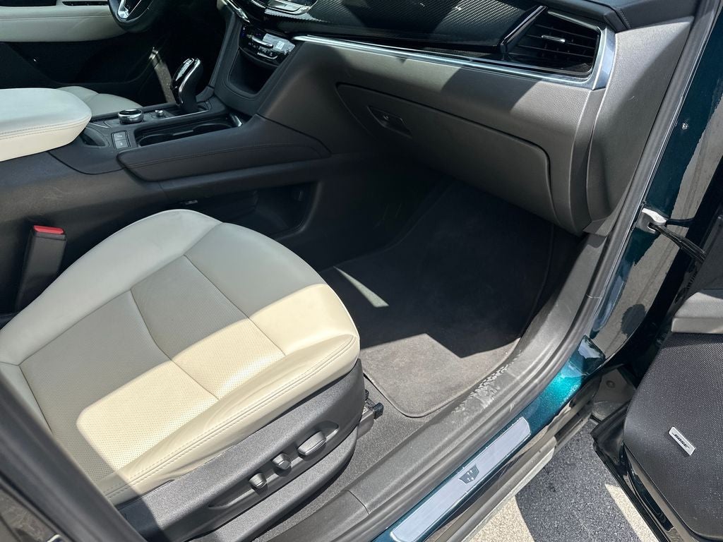 2025 Cadillac XT6 Sport