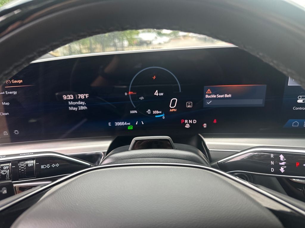 2023 Cadillac LYRIQ Luxury