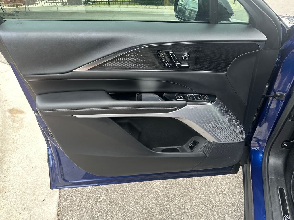 2023 Cadillac LYRIQ Luxury