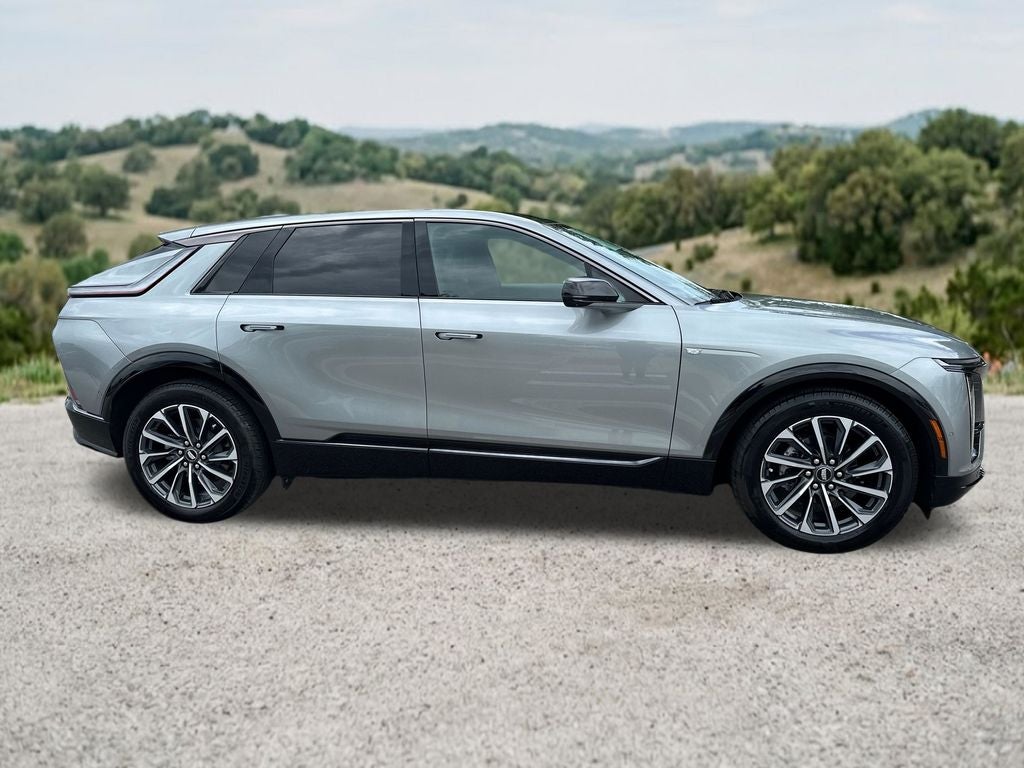 2024 Cadillac LYRIQ Sport