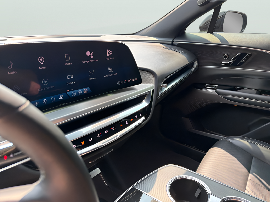 2024 Cadillac LYRIQ Sport
