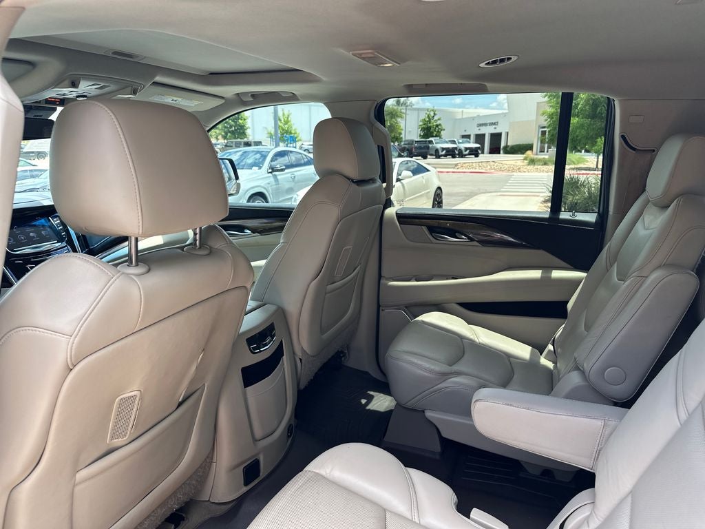 2020 Cadillac Escalade ESV Luxury