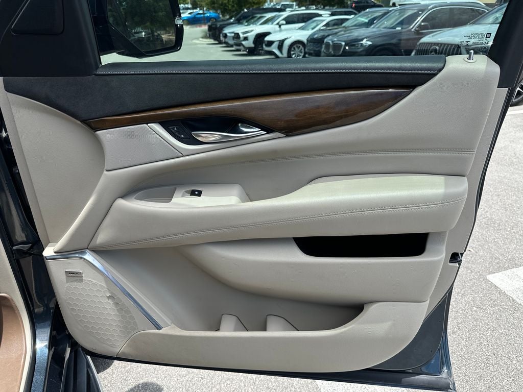 2020 Cadillac Escalade ESV Luxury