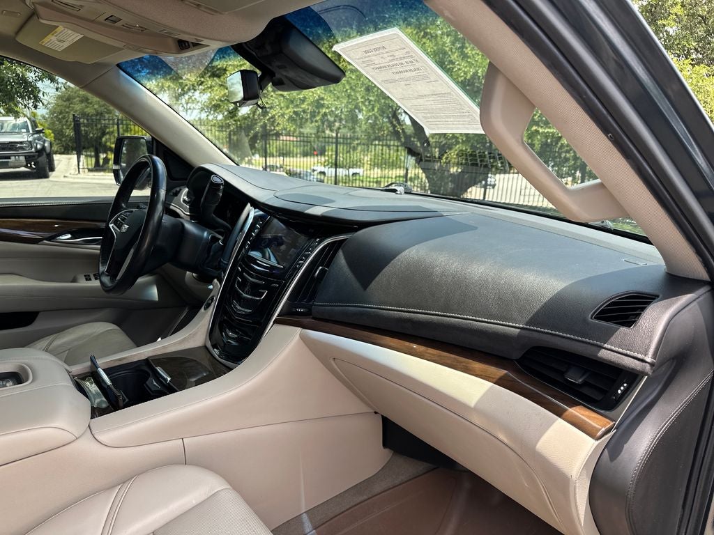 2020 Cadillac Escalade ESV Luxury