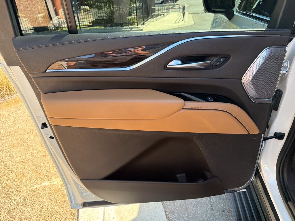 2021 Cadillac Escalade ESV Premium
