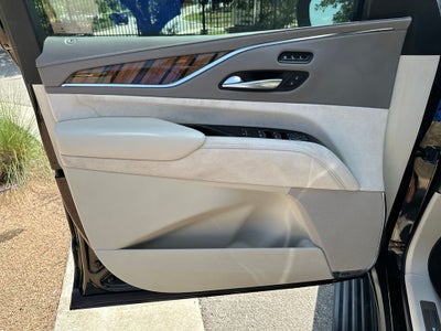 2022 Cadillac Escalade Sport Platinum