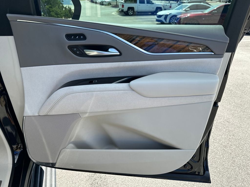 2022 Cadillac Escalade Sport Platinum