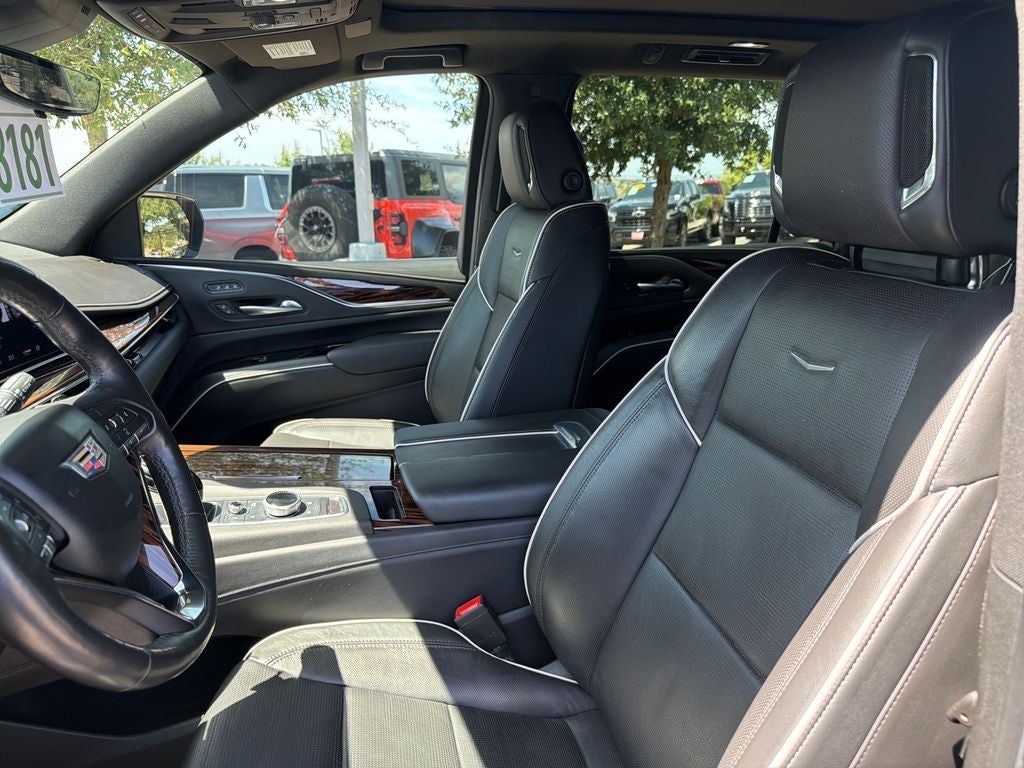 2022 Cadillac Escalade ESV Premium