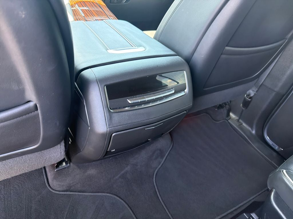 2022 Cadillac Escalade ESV Premium