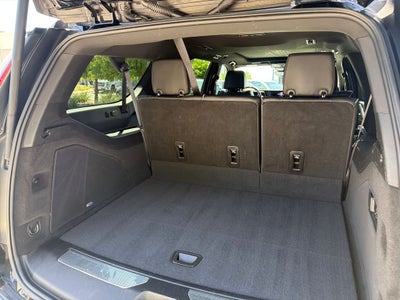 2022 Cadillac Escalade ESV Premium