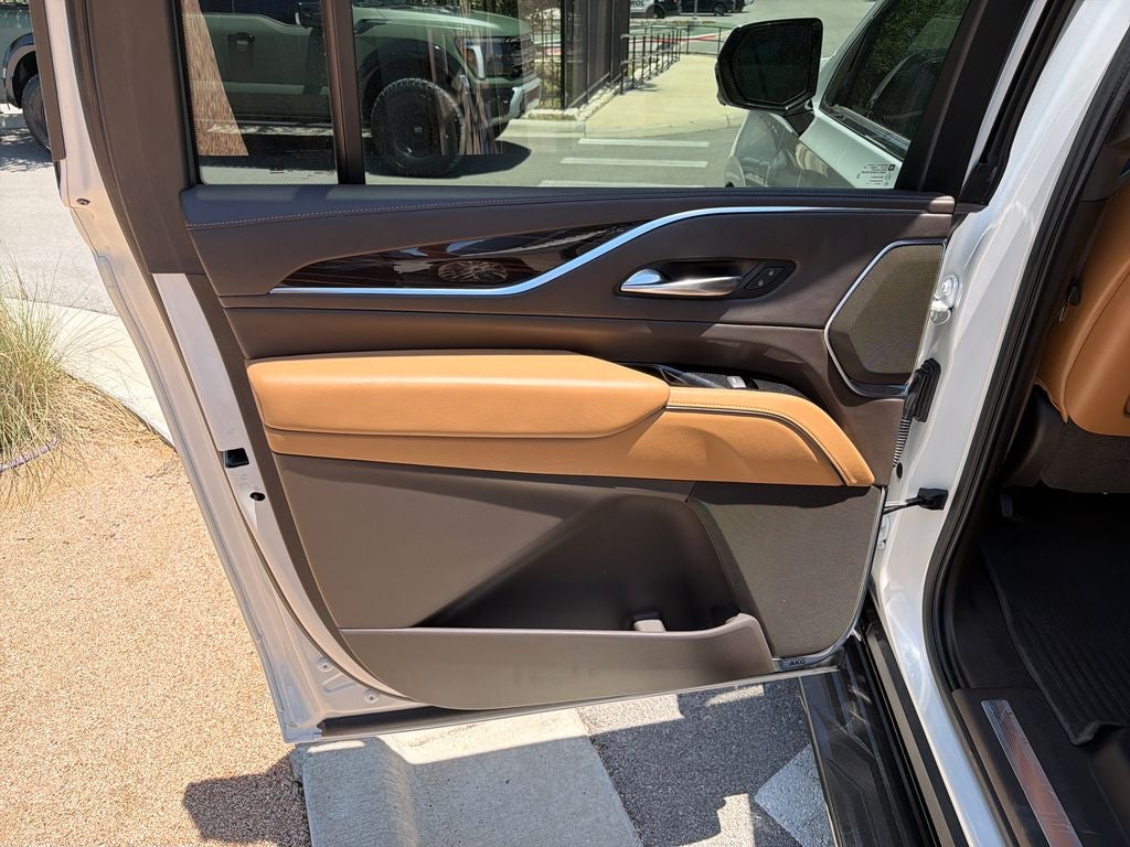 2021 Cadillac Escalade ESV Premium