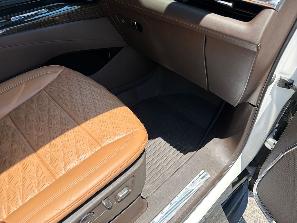 2021 Cadillac Escalade ESV Premium