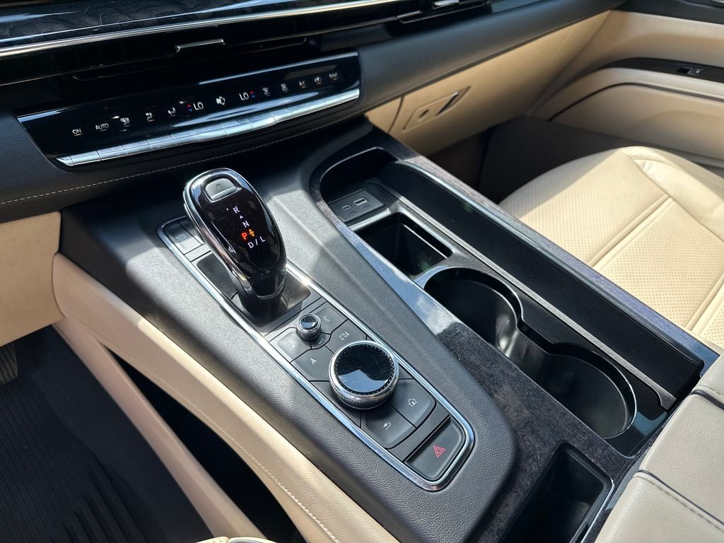2023 Cadillac Escalade ESV Premium