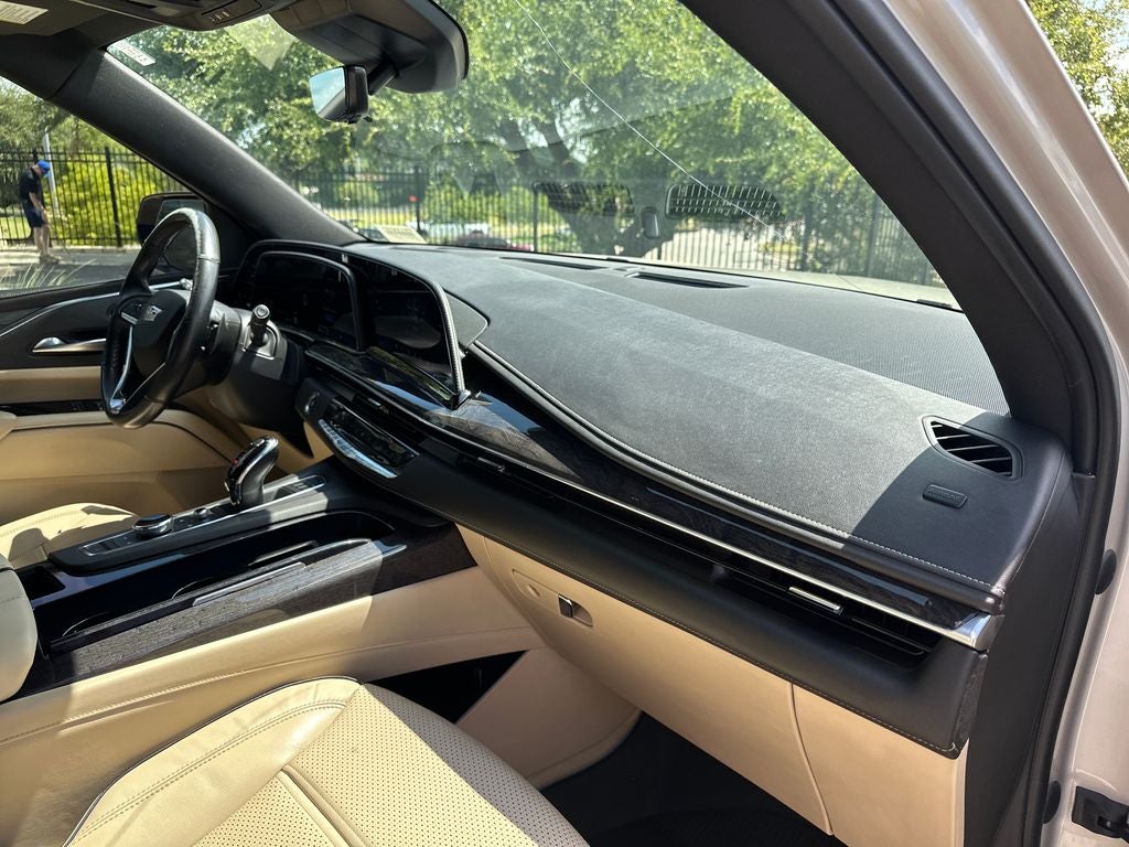 2023 Cadillac Escalade ESV Premium