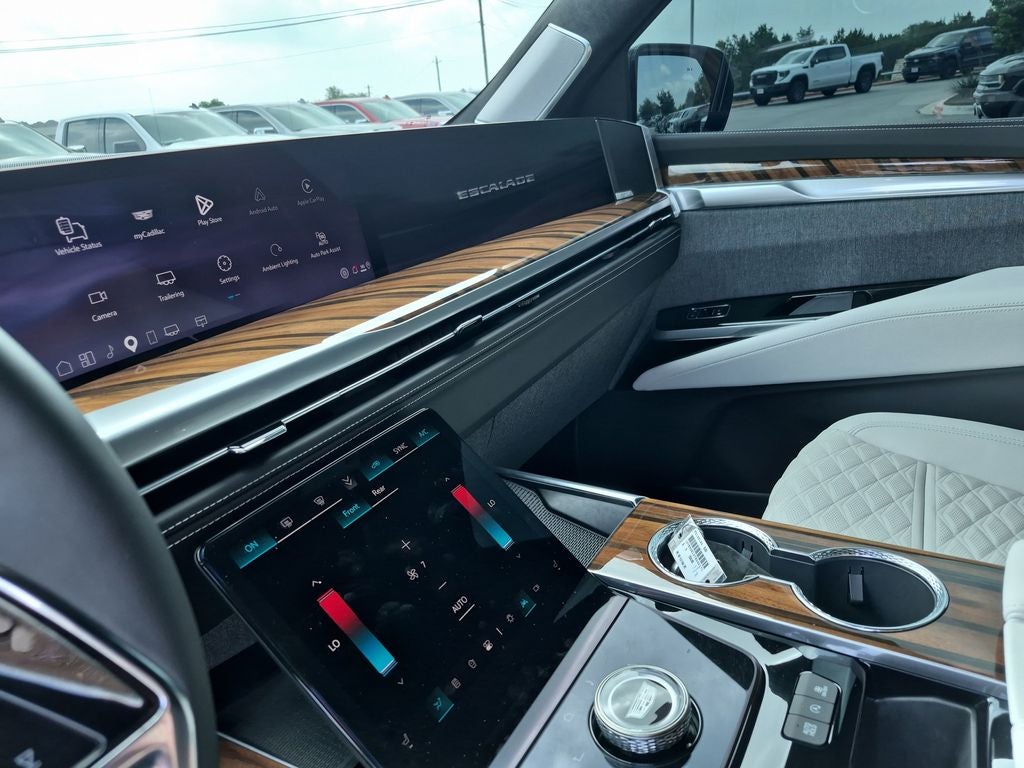 2026 Cadillac Escalade Platinum Sport