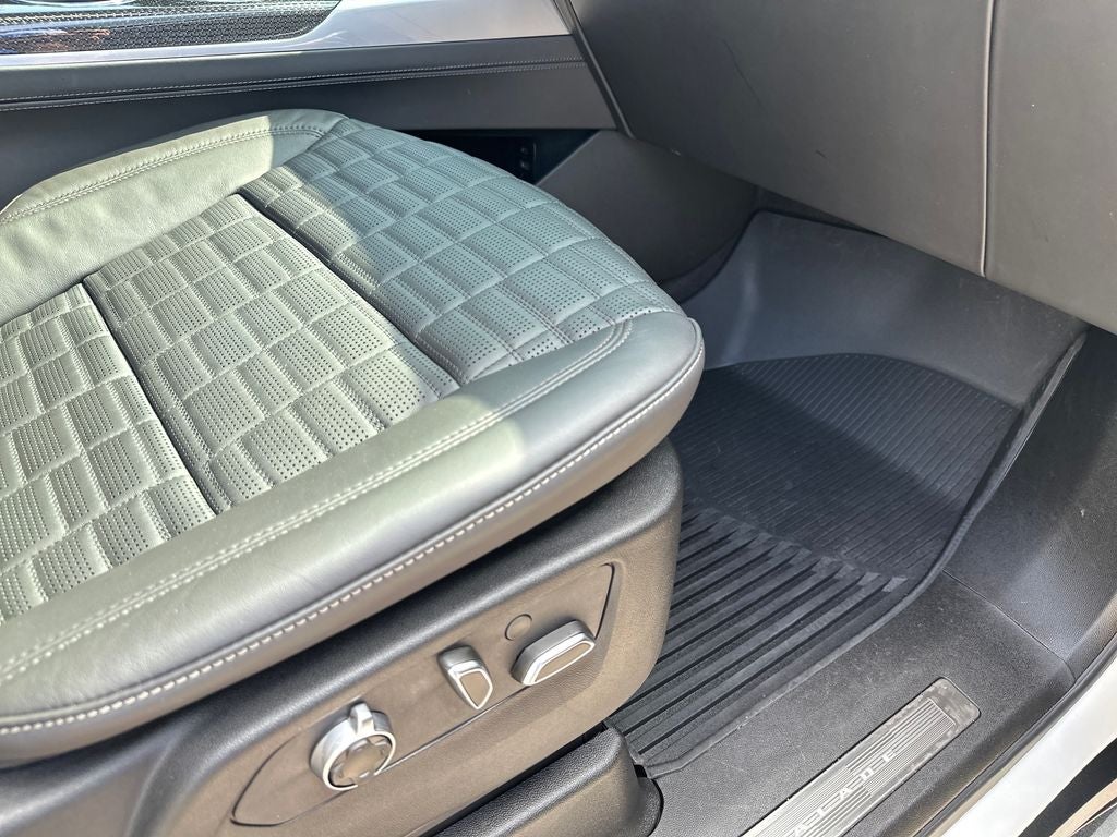 2025 Cadillac Escalade V-Series