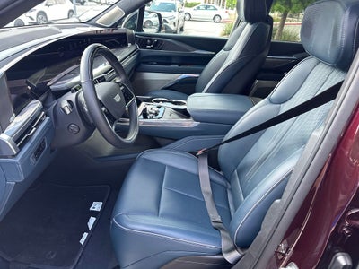 2025 Cadillac ESCALADE IQ Luxury 2