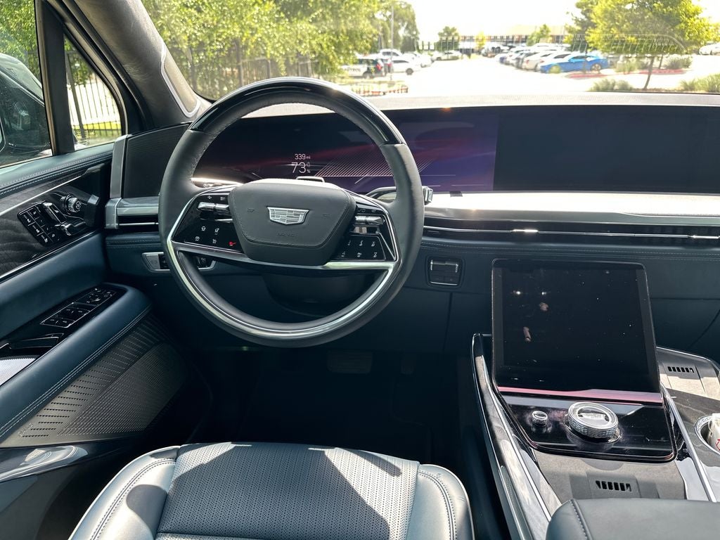 2025 Cadillac ESCALADE IQ Luxury 2