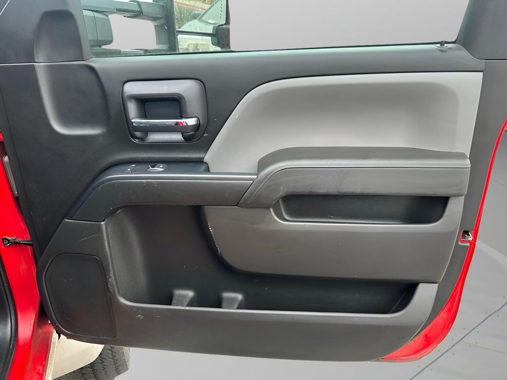 2019 Chevrolet Silverado 6500HD 1LT
