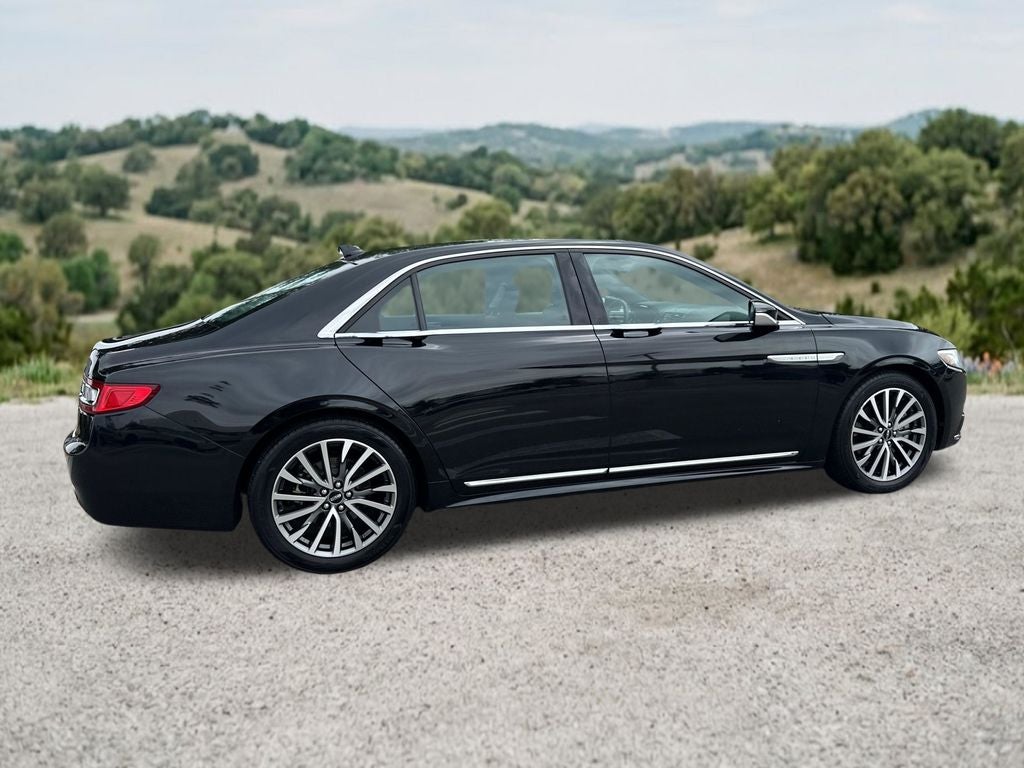 2019 Lincoln Continental Select