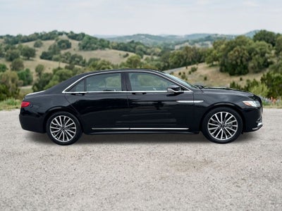 2019 Lincoln Continental Select