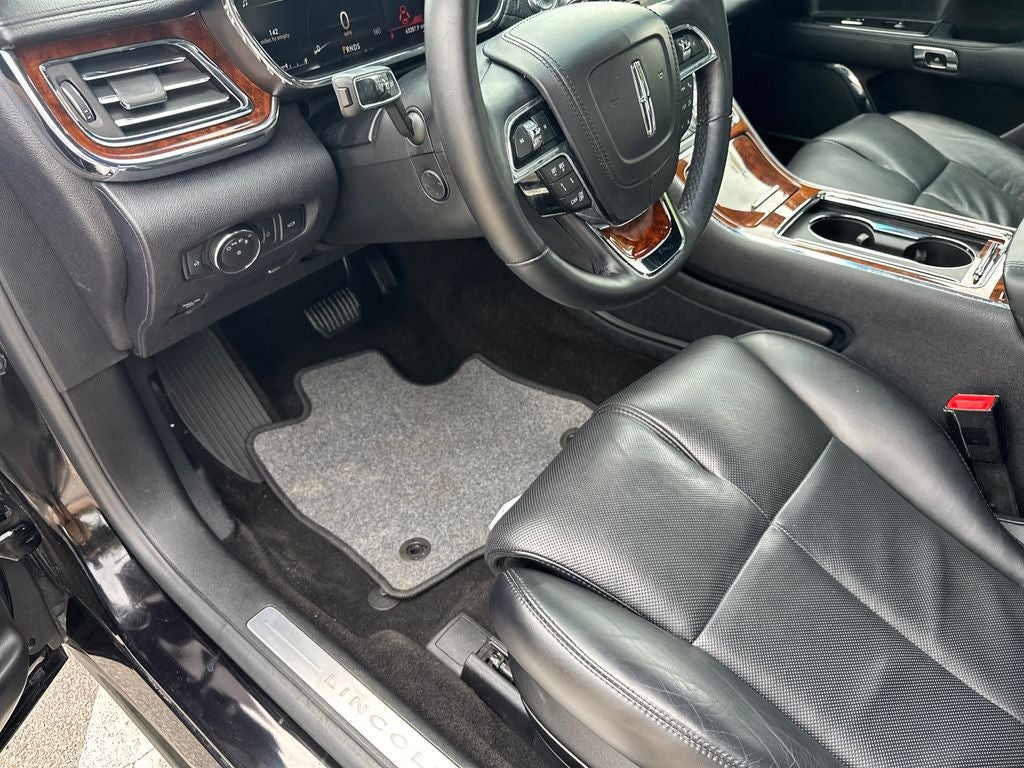 2019 Lincoln Continental Select