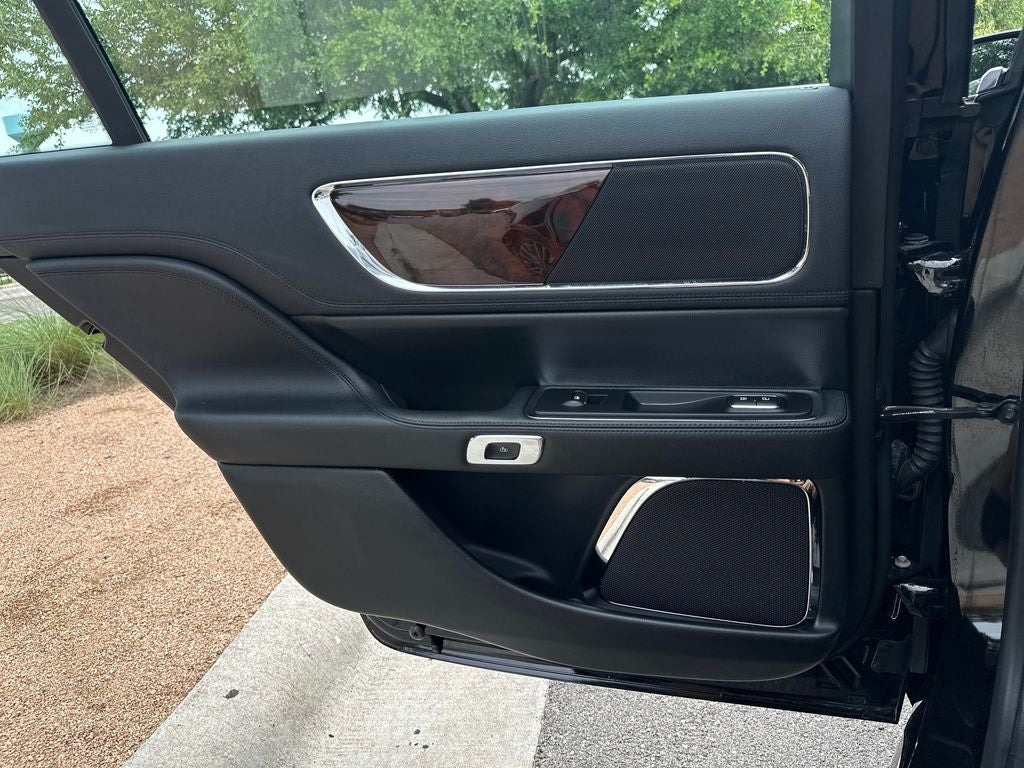 2019 Lincoln Continental Select
