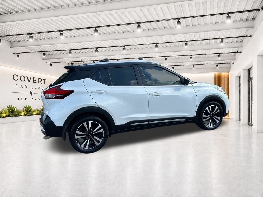 2019 Nissan Kicks SR