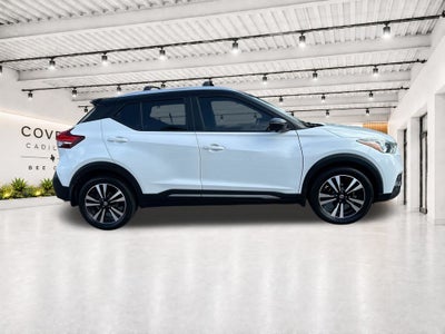 2019 Nissan Kicks SR