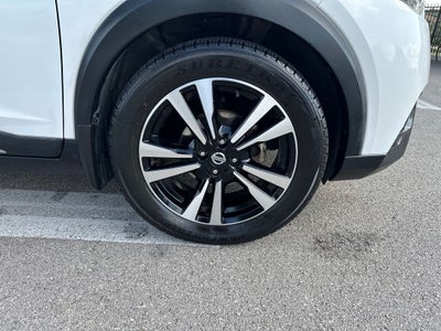2019 Nissan Kicks SR