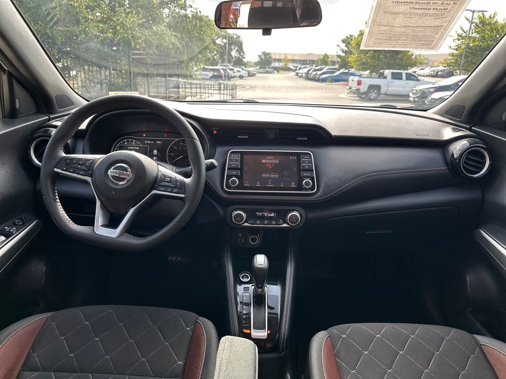 2019 Nissan Kicks SR