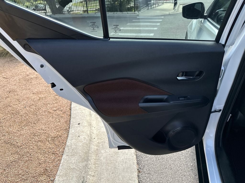 2019 Nissan Kicks SR