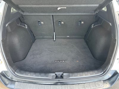 2019 Nissan Kicks SR