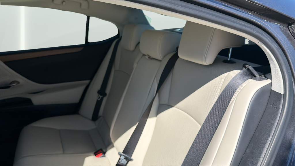 2023 Lexus ES 350