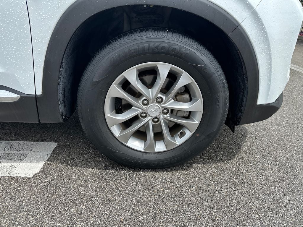 2020 Hyundai Santa Fe SE