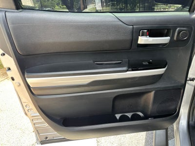 2015 Toyota Tundra SR5