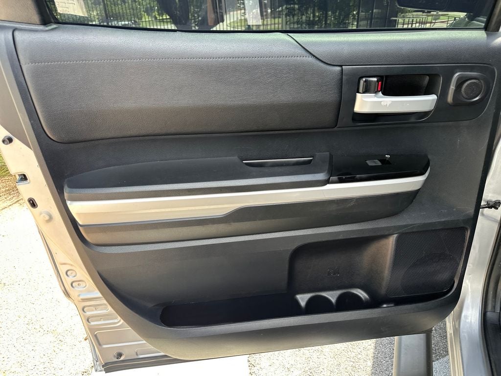 2015 Toyota Tundra SR5
