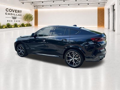 2022 BMW X6 M50i