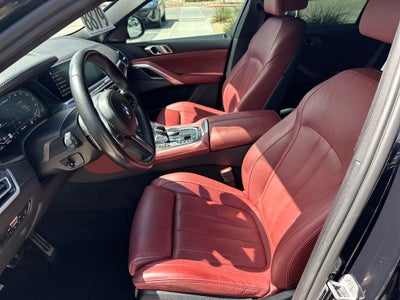 2022 BMW X6 M50i